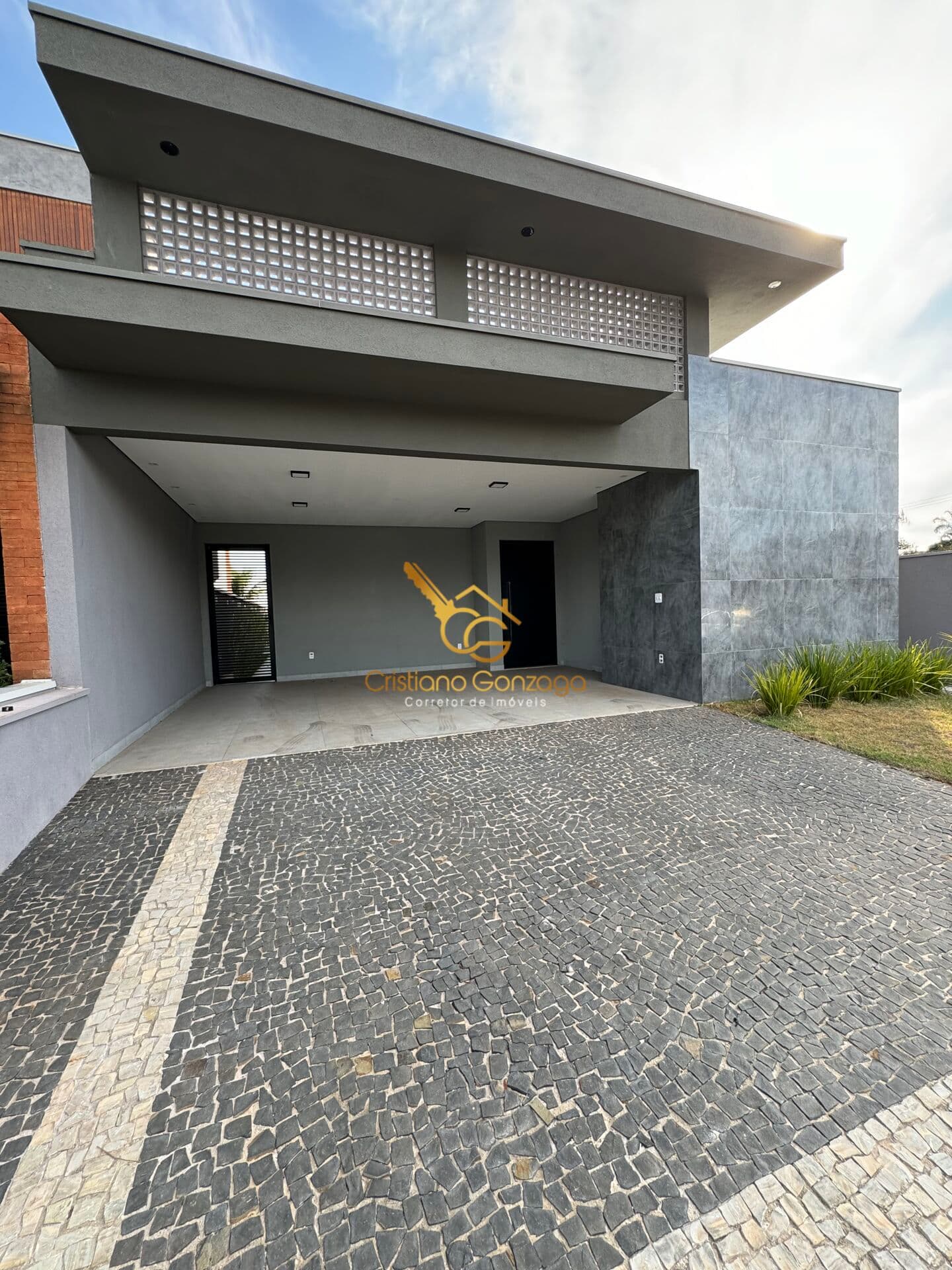 Casa à venda no Condomínio Alvorada em Mogi Mirim/SP