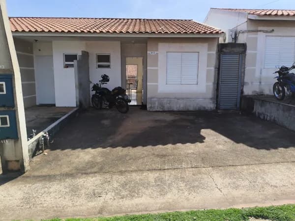 Casa na MORADA DOS IPES