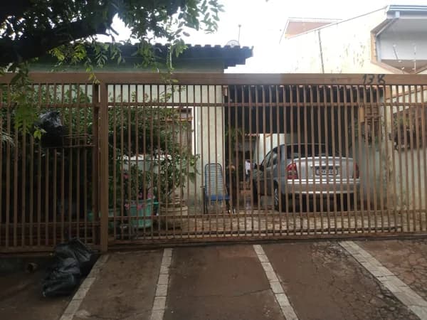 Casa no AROEIRA I