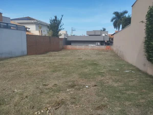 Terreno no VILLAGE DAMHA I - 275 m²