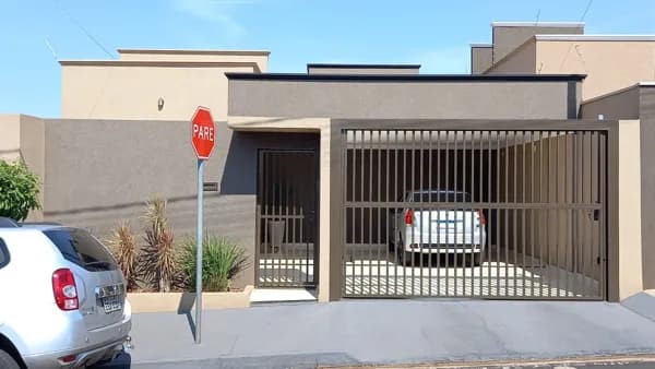 Casa no RESIDENCIAL DAS AMERICAS - 115 m²