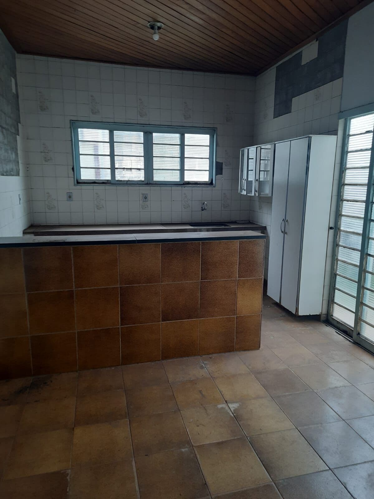 Casa na VILA ELVIRA - Prox. ao Centro