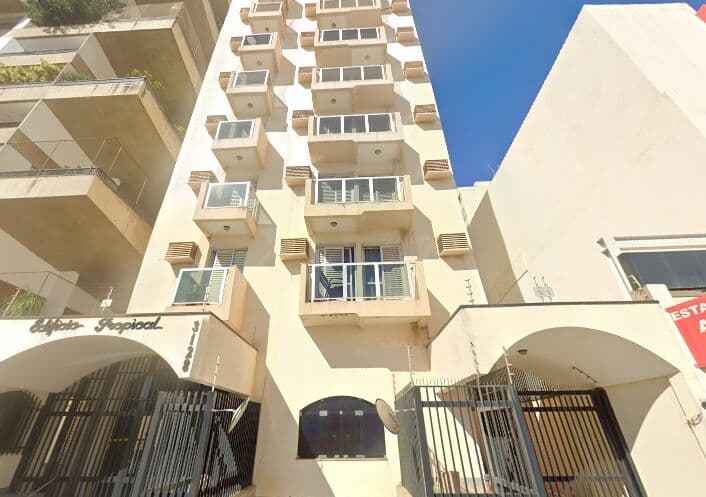 Apto no EDIFÍCIO TROPICAL - CENTRO