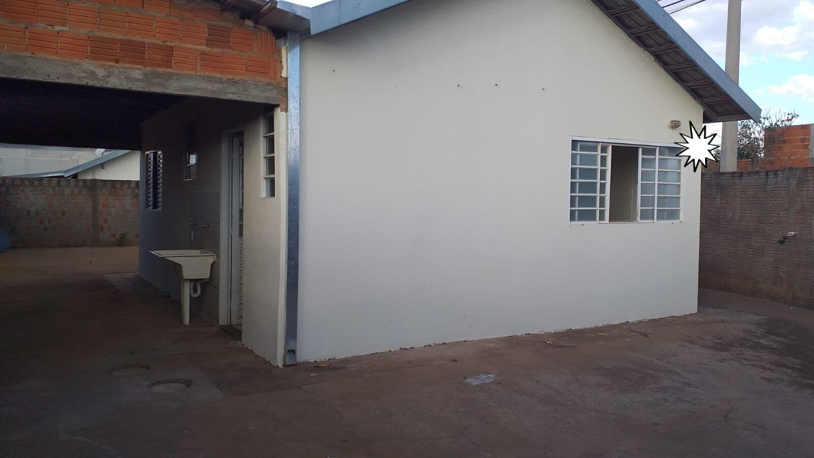 Casa no AMIZADE - OPORTUNIDADE
