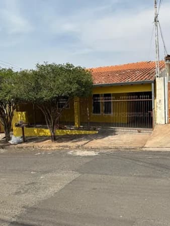 Casa no ANA CELIA