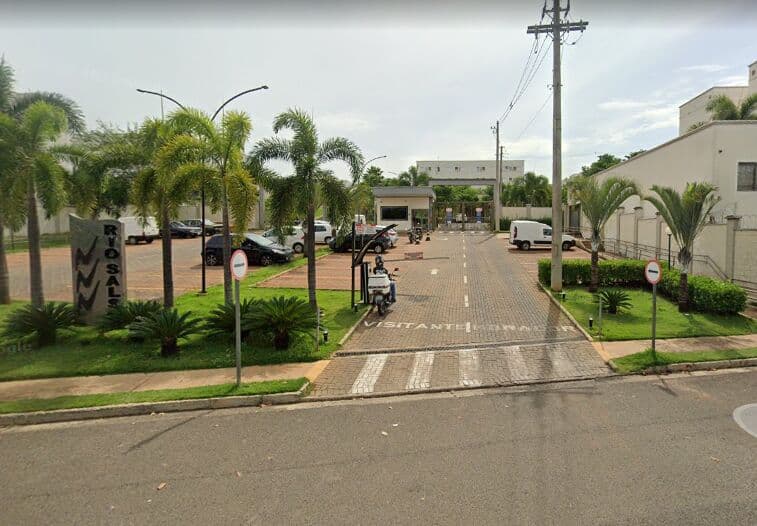 Apto no CONDOMINIO RIO SALSO - OPORTUNIDADE