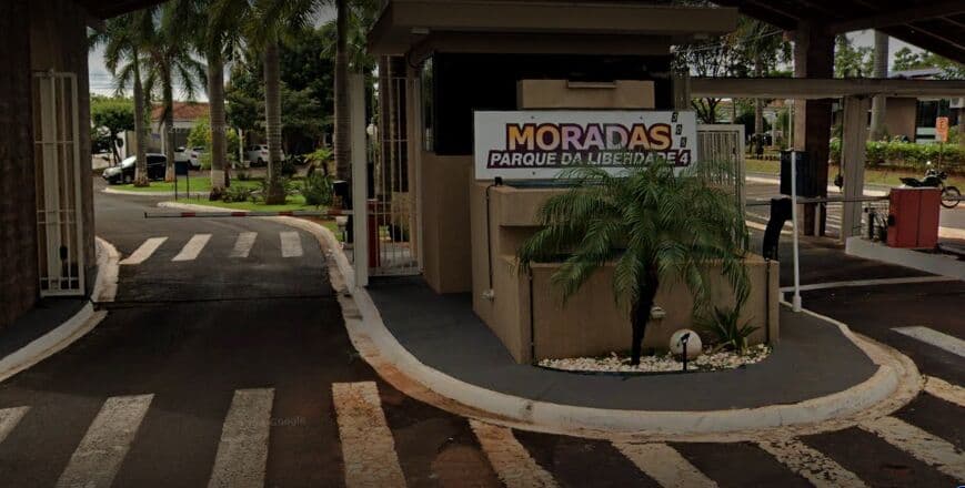 Casa no PARQUE DA LIBERDADE IV