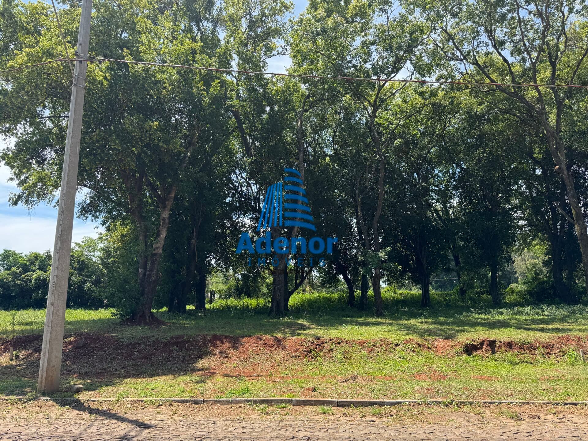 Terreno no novo prolongamento da rua Eddie Freire Nunes, lote nº 21