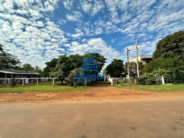 Terreno na Av. Tancredo Neves