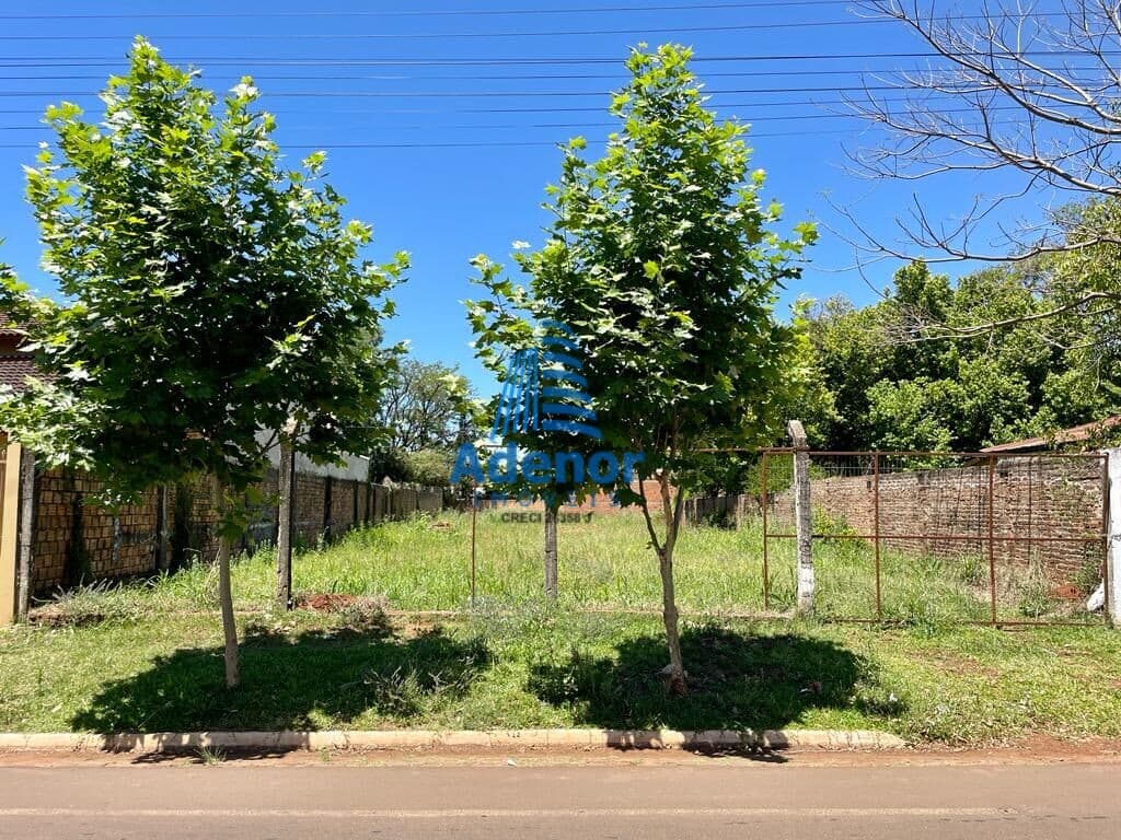 Terreno próximo ao quartel.
