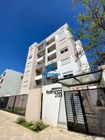 Apartamento à venda de frente