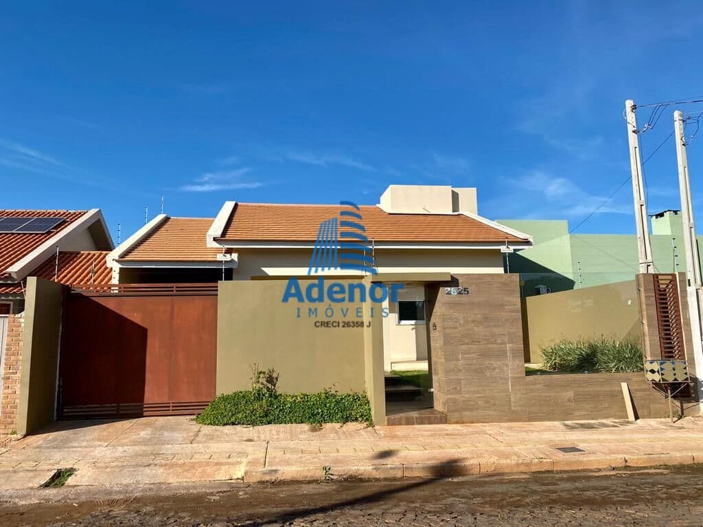 Casa nova no bairro Maria do Carmo