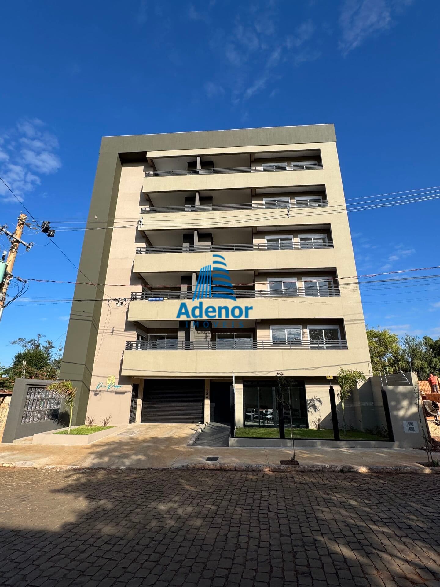 Apartamento com 03 dormitórios no bairro Centro