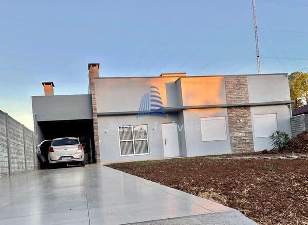 Casa construida a um ano