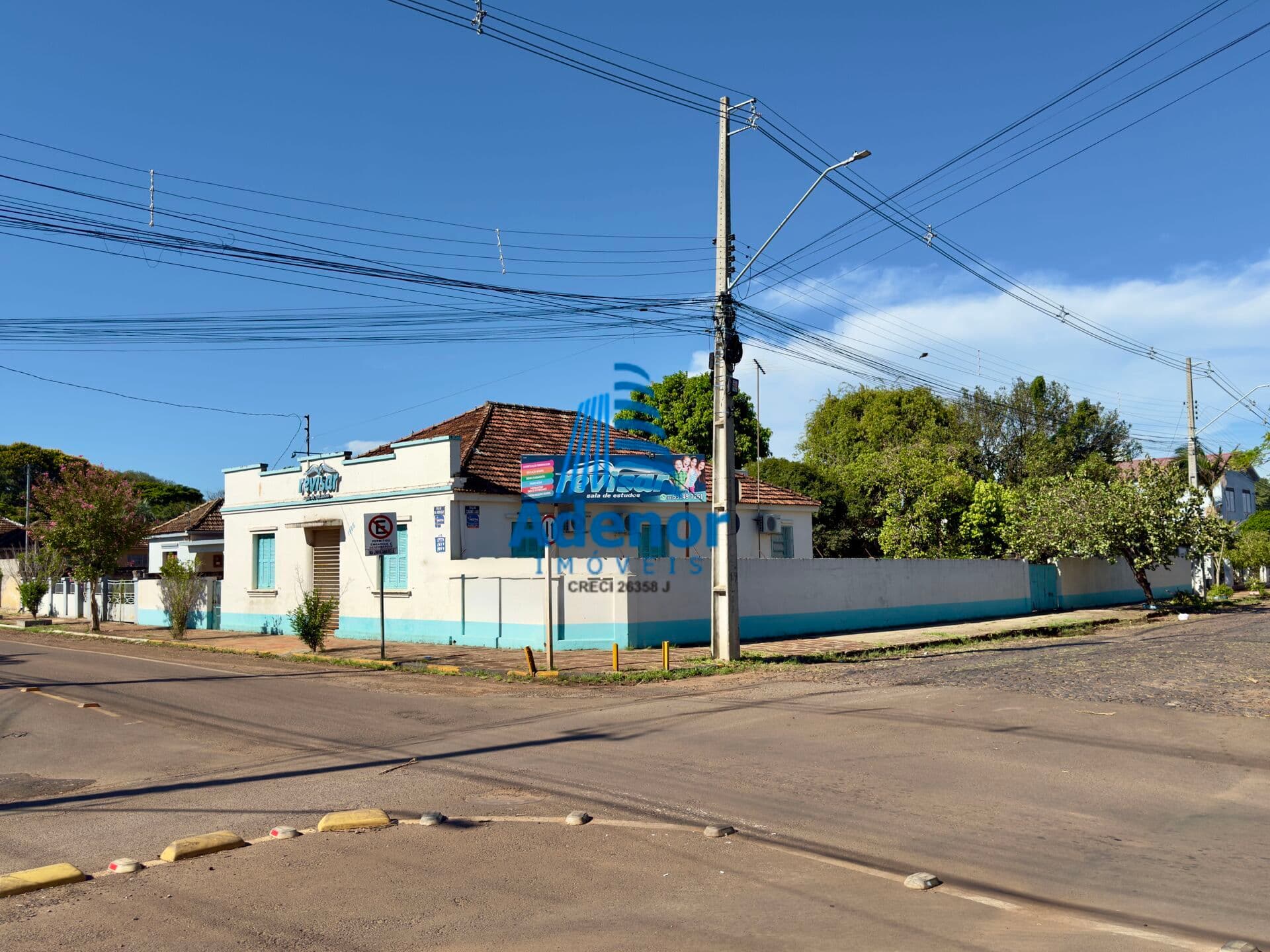 Casa de esquina COMERCIAL/RESIDENCIAL no bairro Centro, São Borja/RS