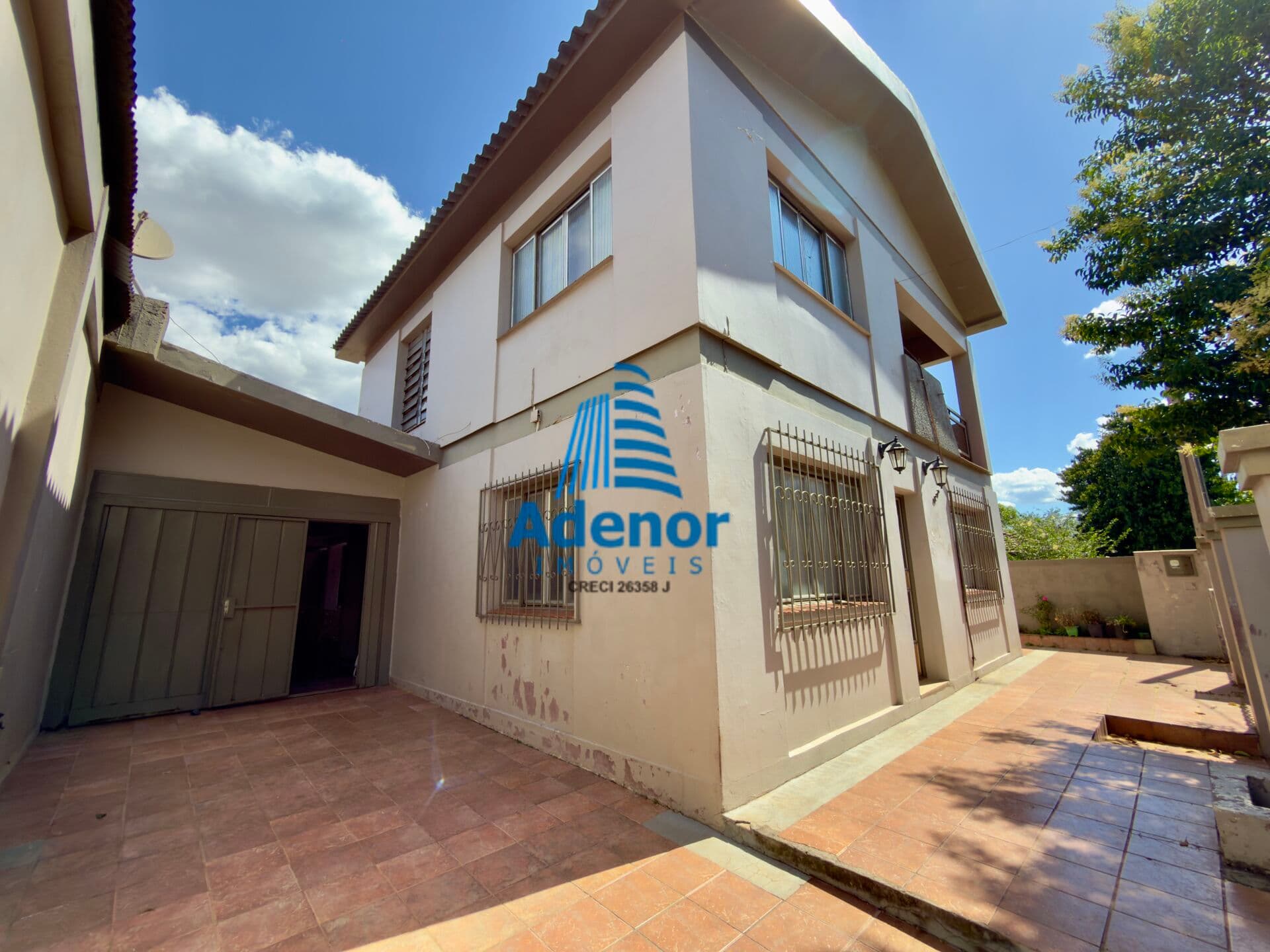 Casa em frente ao PARCÃO