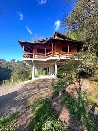 Casa no alto com uma Bela Vista em Pareci Novo