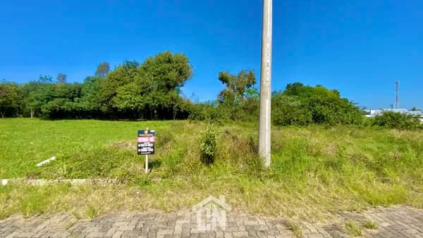 Terreno no Loteamento São Francisco lotes 11 e 12 QS