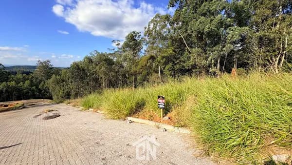 Terreno à venda