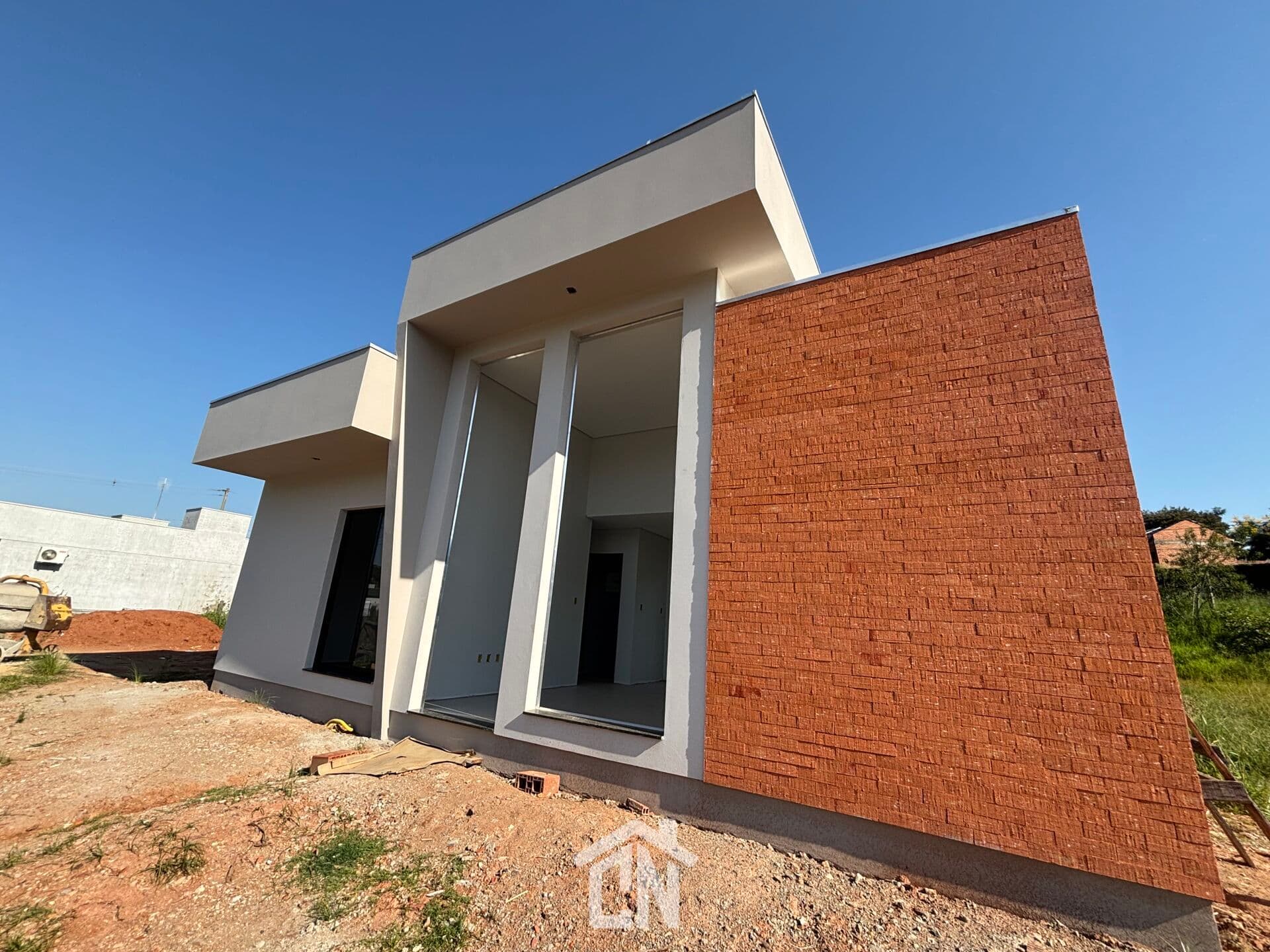 Casa em fase final de construção no loteamento San Vicente