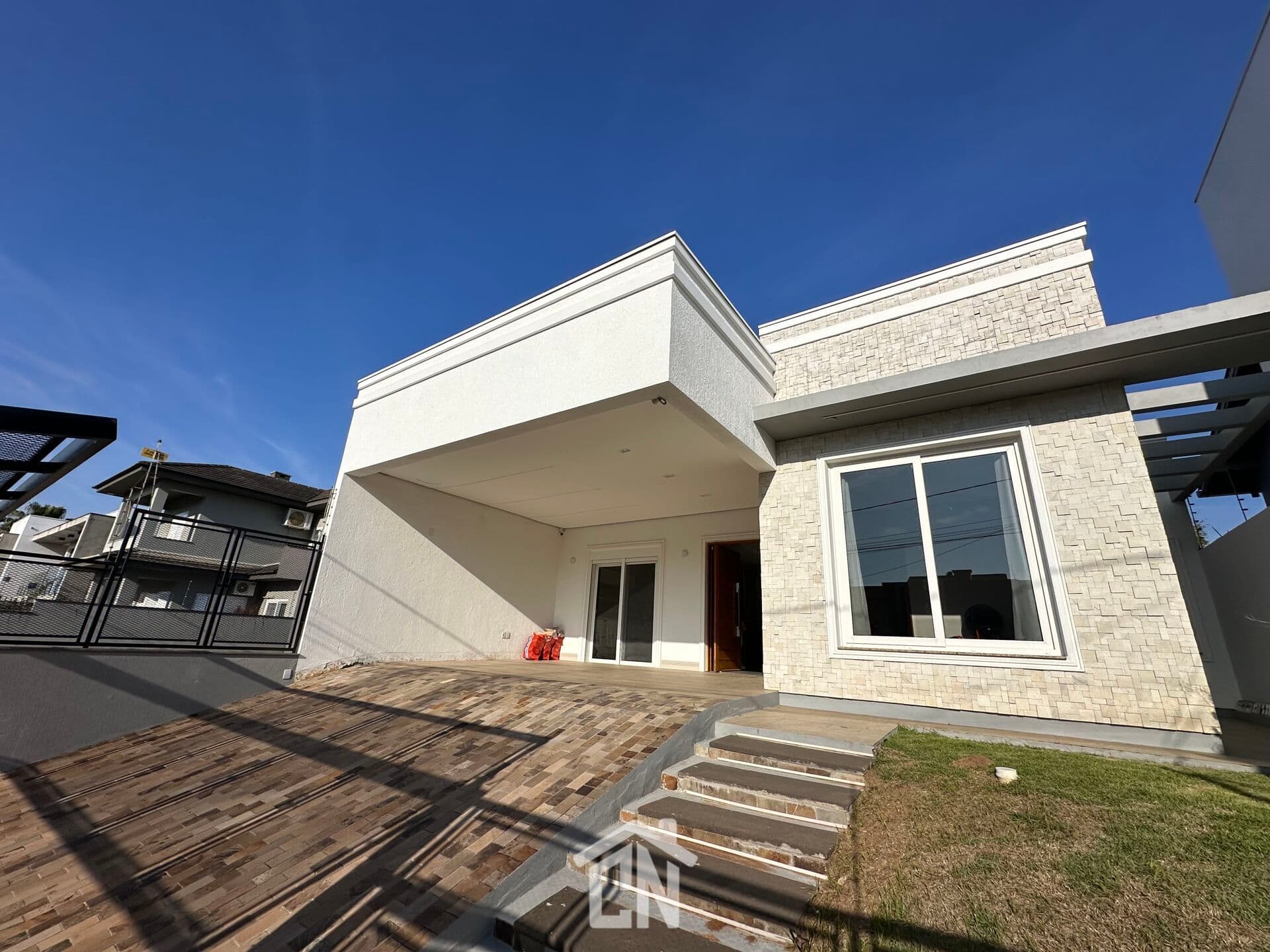 Casa Alto Padrão no fórum