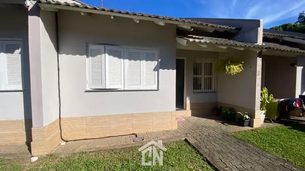 Casa em Condomínio à venda