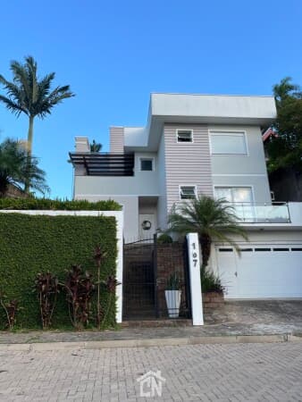 Casa Alto Padrão no loteamento Área Verde