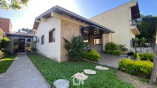Casa a venda no Bairro Ferroviário