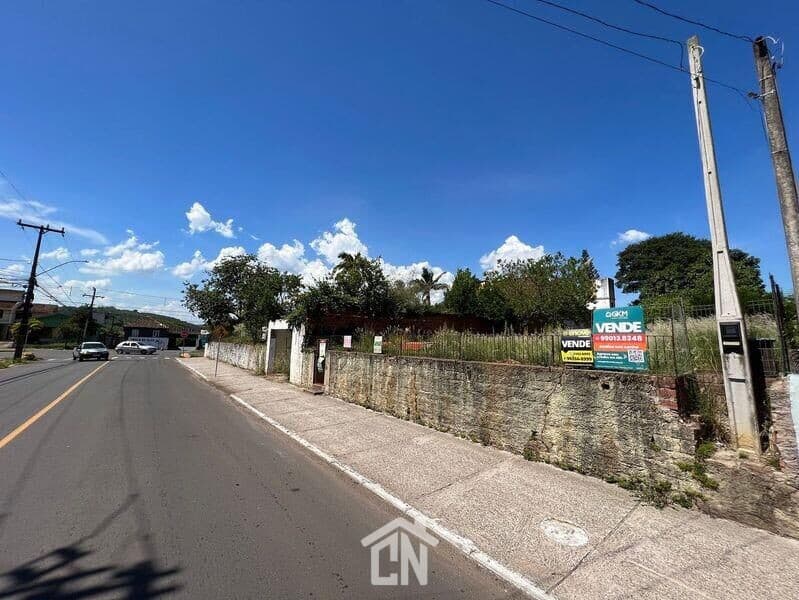 Amplo terreno na região central de Estância Velha