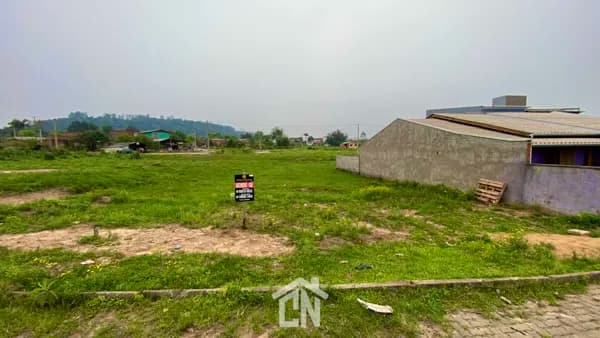Terreno no Bairro Planejado São Francisco lote 23 QE