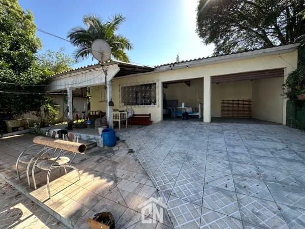 Imóvel residencial e comercial no Centro de Montenegro