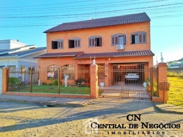 Casa na Rua do Pórtico no Bairro Timbaúva