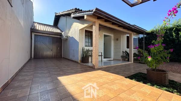Casa à venda no Bairro Olaria