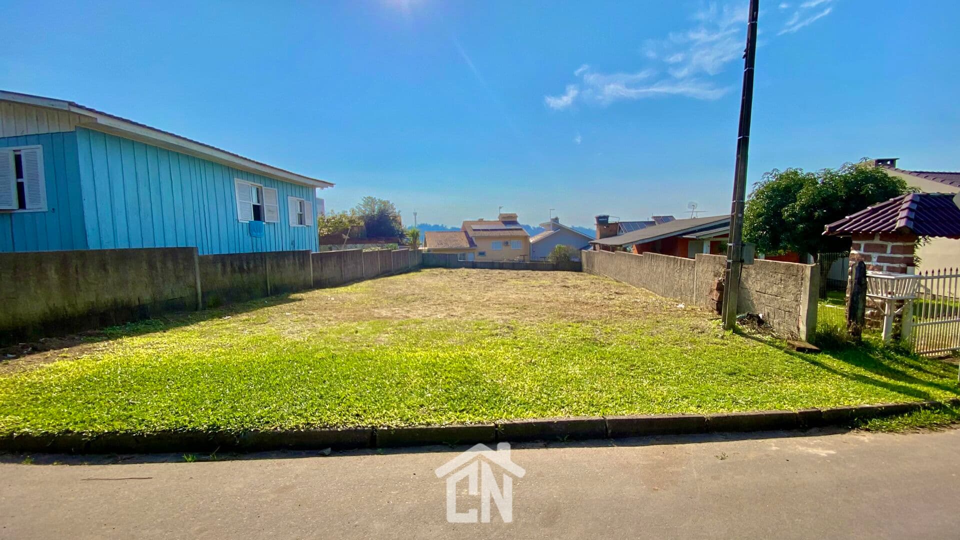 Terreno comercial e residencial à venda