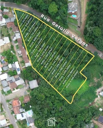 Terrenos amplos no bairro Santo Antônio
