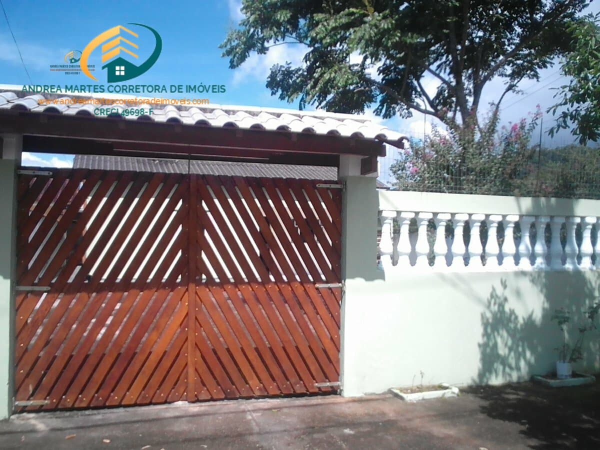 Casa à venda no Massaguaçu em Caraguatatuba