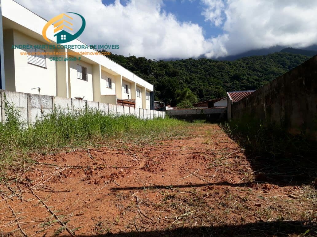 Vendo terreno de 370 m² no Massaguaçu ( Jardim do Sol) em Caraguatatuba