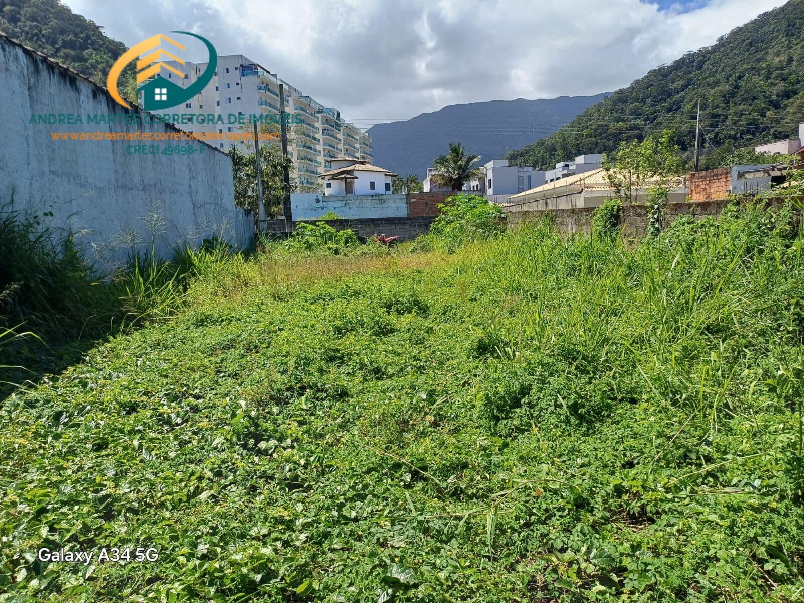 Terreno à venda no bairro Cidade Jardim em Caraguatatuba