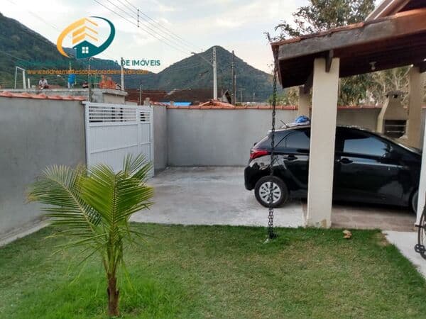 Vendo uma bela casa no Massaguaçu em Caraguatatuba