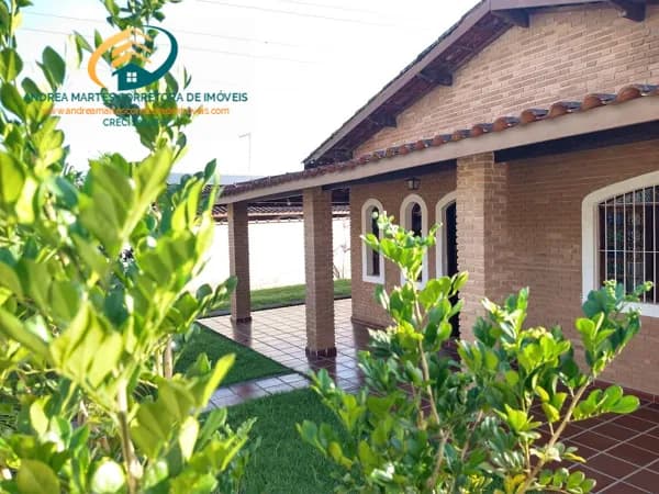Vendo uma bela casa com 3 dormitórios no Massaguaçu em Caraguatatuba