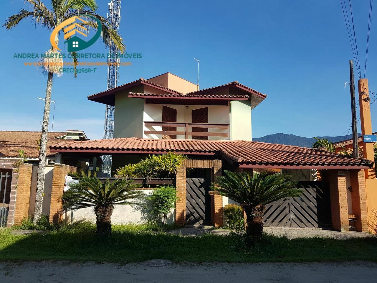 Vendo uma linda casa na Praia do Capricórnio em Caraguatatuba