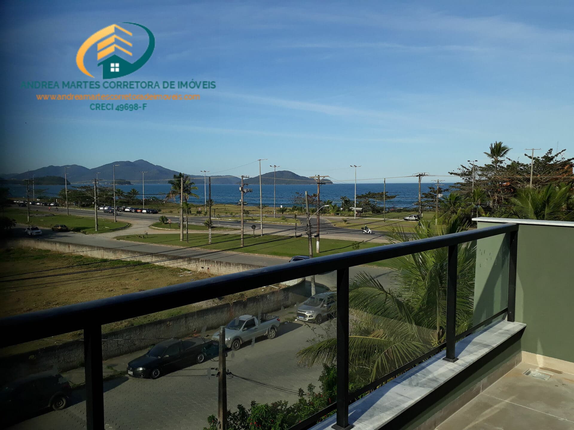Vendo belo sobrado com Solarium e Vista para o mar no Massaguaçu em Caraguatatuba