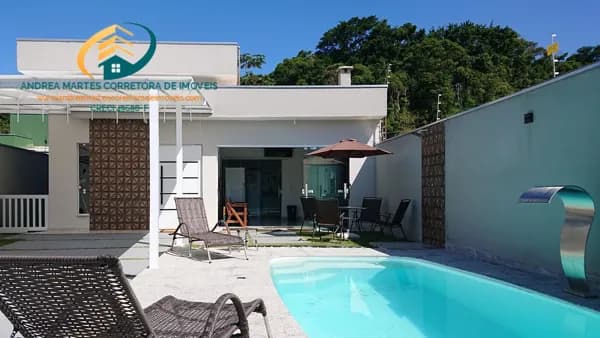 Vendo uma bela casa nova no Massaguaçu (Jardim do Sol) em Caraguatatuba