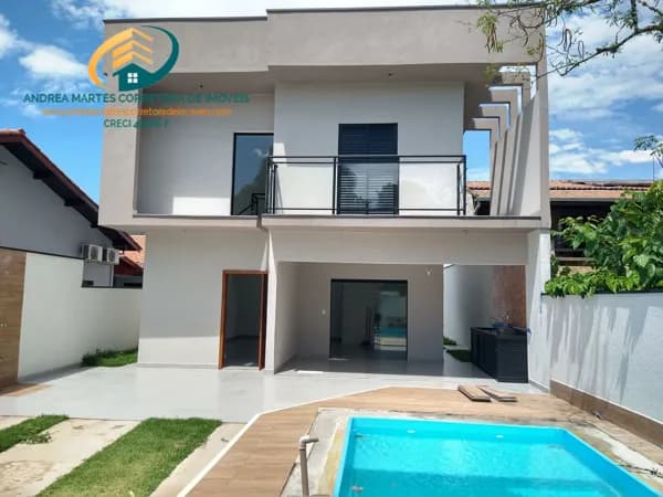 Vendo Sobrado com piscina no Jardim Mariela em Caraguatatuba