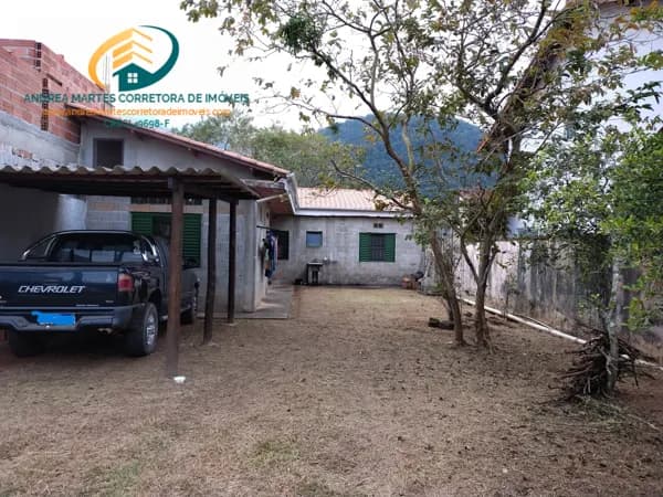 Casa à venda no Massaguaçu em Caraguatatuba
