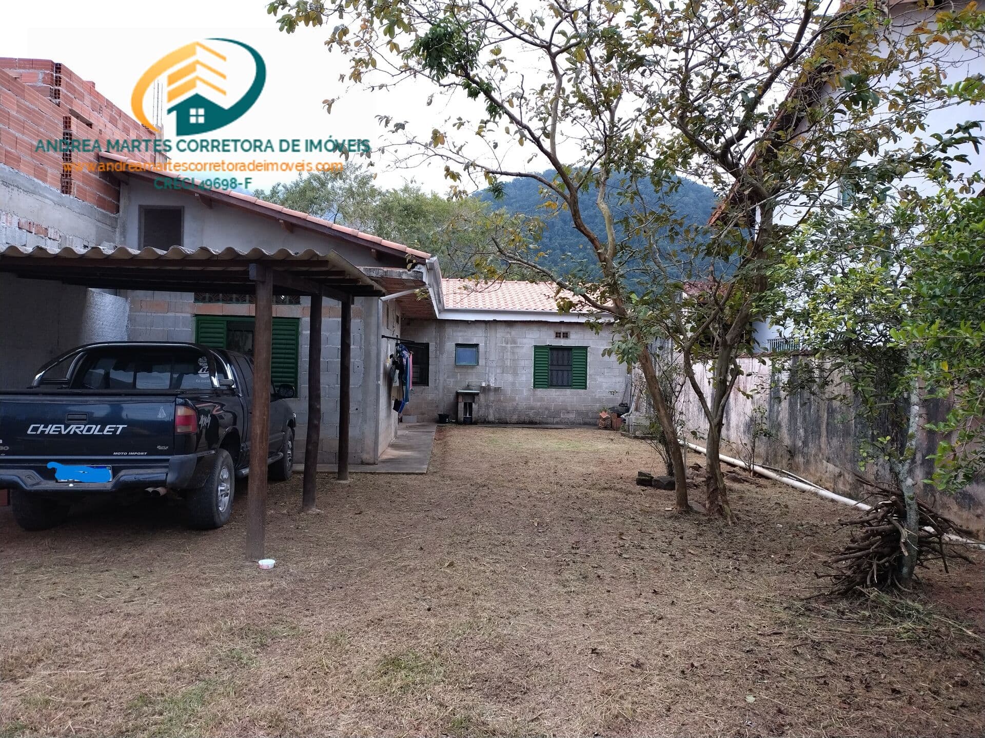 Casa à venda no Massaguaçu em Caraguatatuba