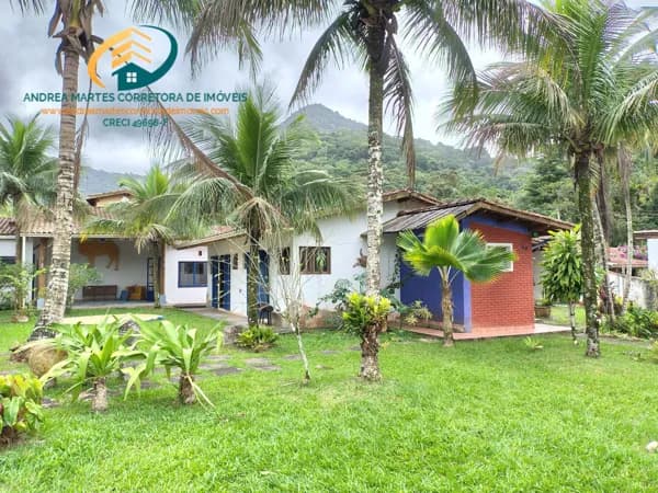 Casa à vendo no Recanto Verde Mar no Massaguaçu em Caraguatatuba.