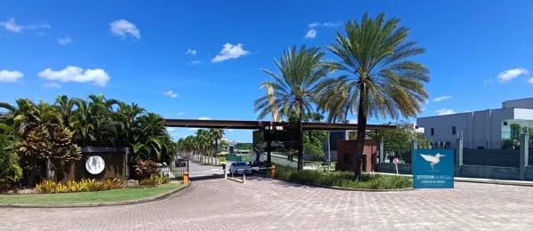 Lote Pronto Para Construir em Condomínio Fechado de Alto Padrão - Reserva Terra Brasilis localizado na Vila Terra Brasilis. Próximo a CE040 e a Poucos Minutos do Centro do Eusébio. Lote Próximo ao Clube House e Área Verde, 303m2 (10,66m X 27,50m X 11,38m