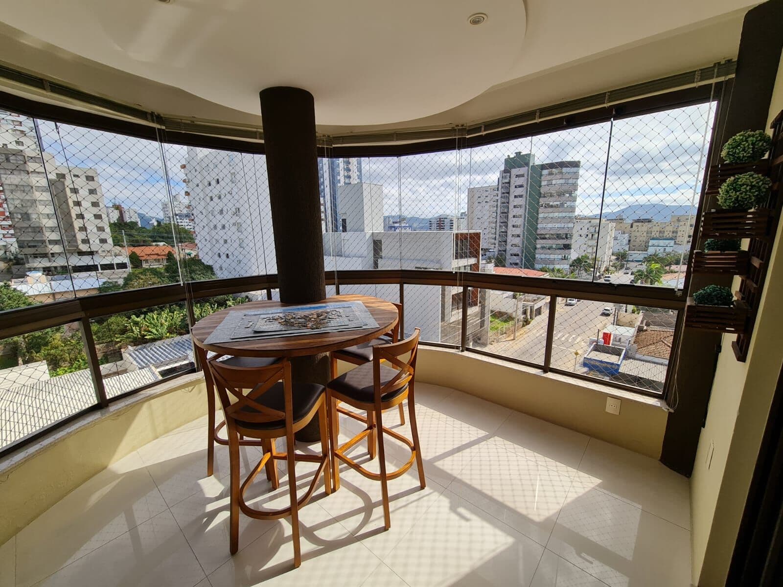 Apartamento Alto Padrão em Centro, Tubarão/SC
