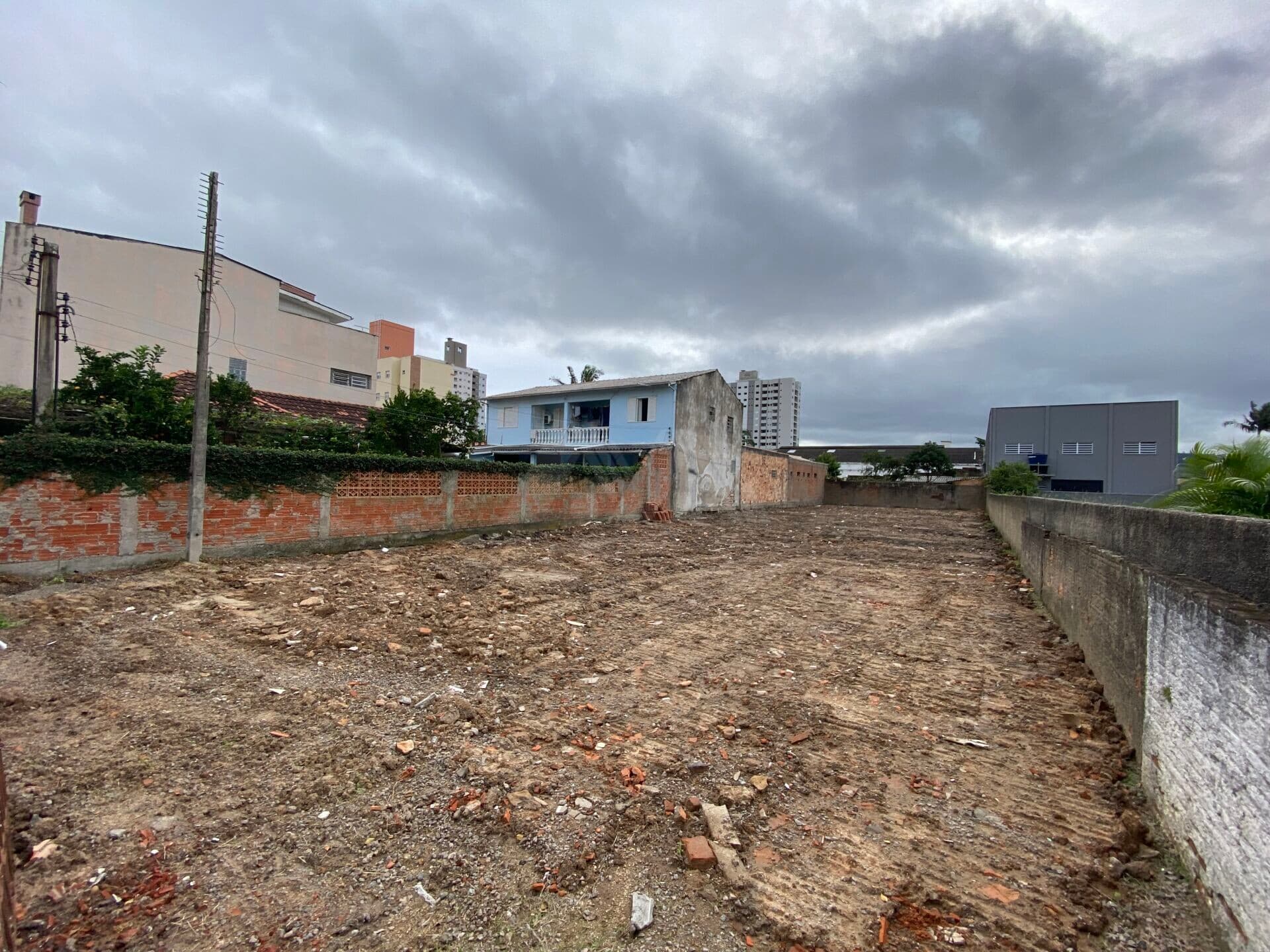Lote/Terreno em Tubarão - Dehon